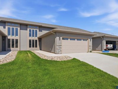 6133 S Bison Pl, Sioux Falls, SD, 57108