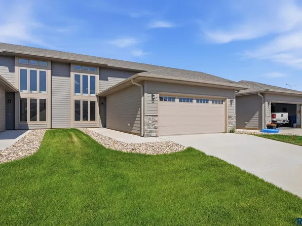6133 S Bison Pl, Sioux Falls, SD 57108