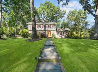 2 Highgate Ct, Suffern, NY 10901