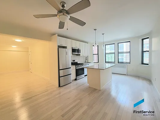 Rented by FirstService Realty (legacy) | media 1