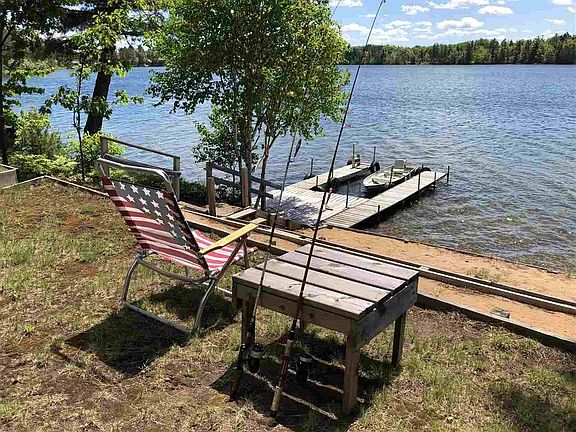 4th image of 1055 E Mehl Lake Ln