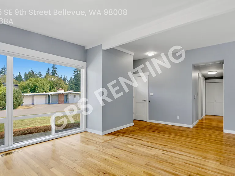 16015 SE 9th St — Photo 17