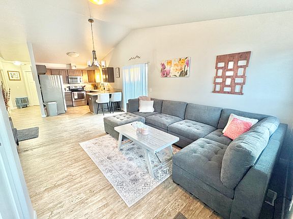 4th image of 1531 N Kerry Ln #1