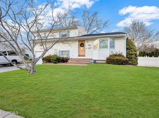 1121 Darlene Avenue, Ocean Twp, NJ 07712