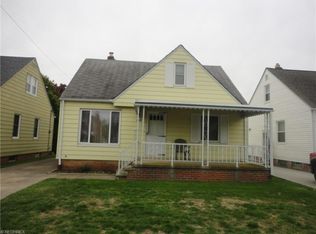 7523 Traymore Ave, Brooklyn, OH 44144