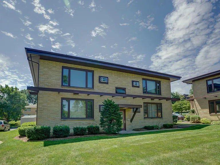 4910 Ascot Ln #2 — Photo 27