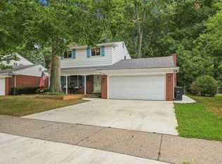 14440 Hubbard St, Livonia, MI 48154