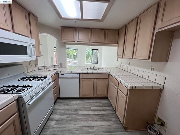 3rd image of 21239 Gary Dr APT 202E
