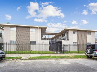 2601 Carondelet St APT E, New Orleans, LA 70130