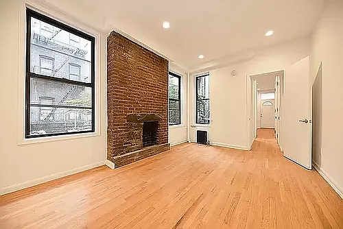 257 W 21st St #1W Photo 1 257 W 21st St #1W Photo 1