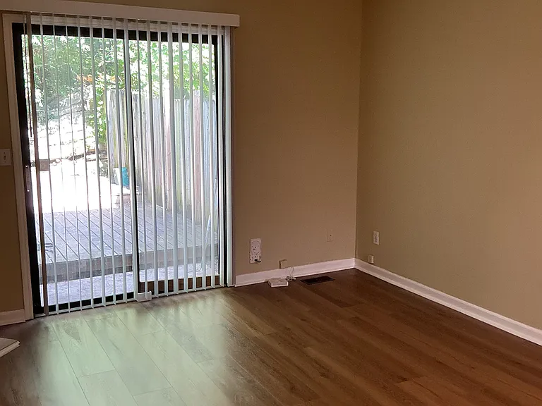 2815 Eaton St — Photo 12