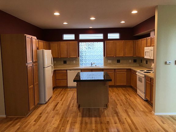 4th image of 6326 Francis Ave SE