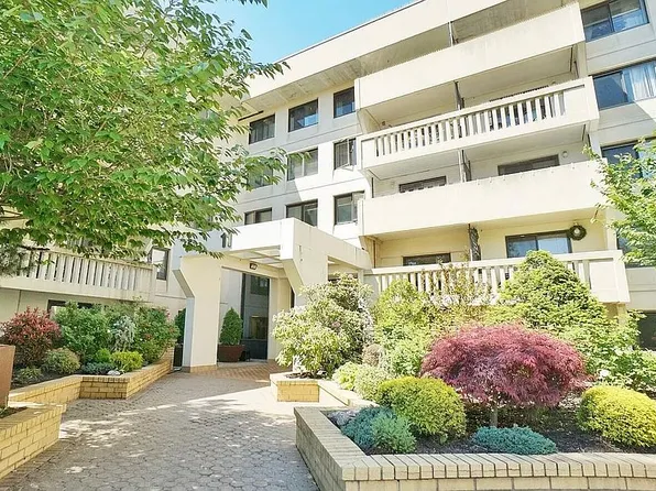 11 Windham Loop APT 4KK, Staten Island, NY 10314