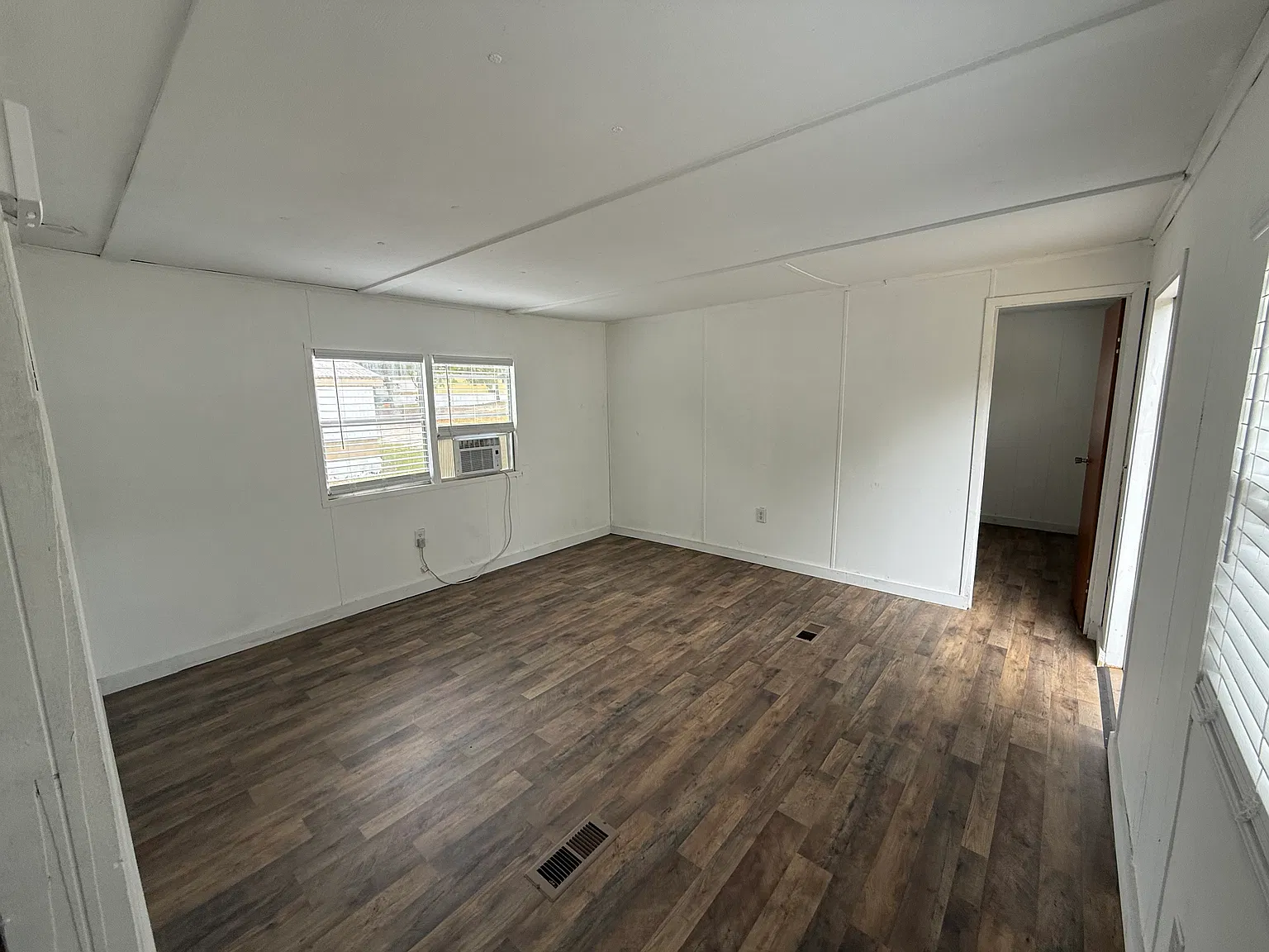 2 bed, 1000 sqft, $850 — Photo 4