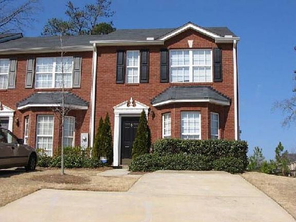 4th image of 4068 Palm Dr