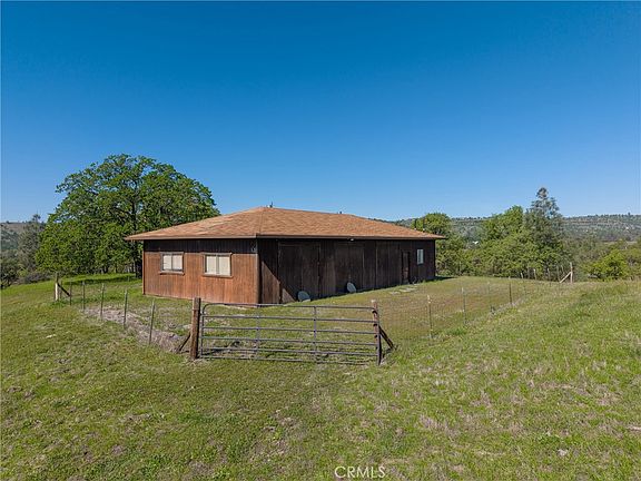 5th image of 4053 Hidden Valley Rd