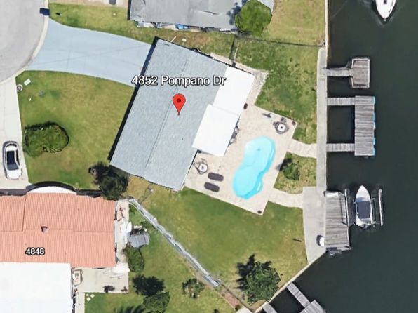 4852 Pompano Dr
