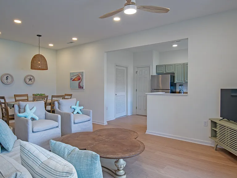 34703 Villa Cir #607 — Photo 7