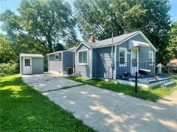 810 N Grand Ave, Independence, MO 64050
