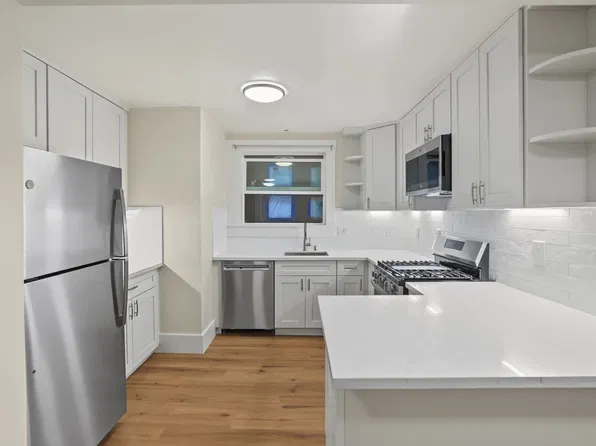 Fully Remodeled 1/1. In Unit W/D! Dishwasher! Plentiful Closet Space, 920 1/2 Broderick St, San Francisco, CA 94115