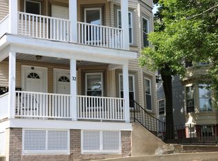 32 Doyle Ave APT 2, Providence, RI 02906