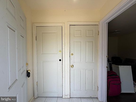 4th image of 826 Jack St