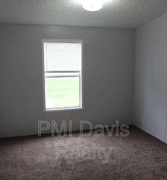 4687 Mayflower St — Photo 6