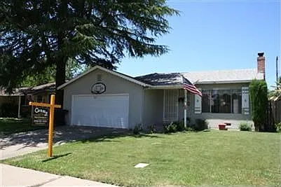1007 Coloma Way photo 1
