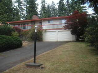 18311 Homeview Dr, Edmonds, WA 98026