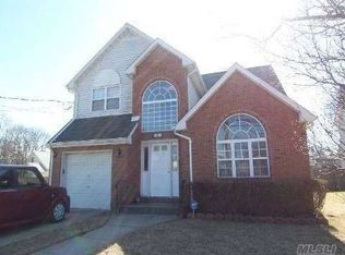 88 Washington Ave, Roosevelt, NY 11575