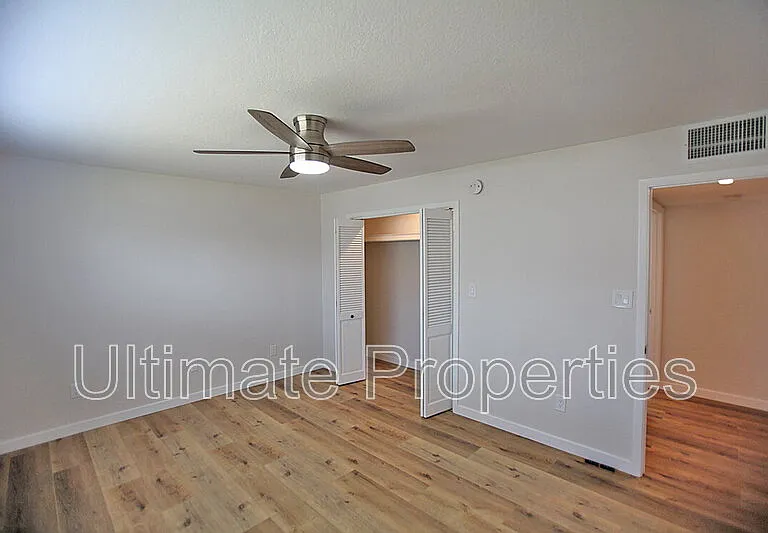 4129 E Bluefield Ave — Photo 19