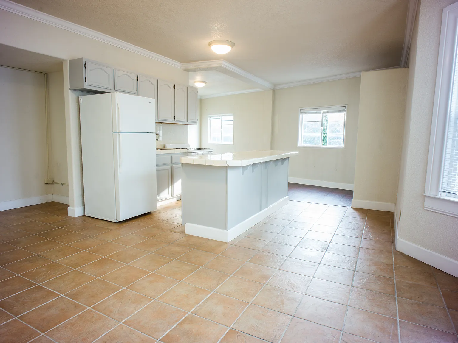 Studio, 450 sqft, $1,245 — Photo 4