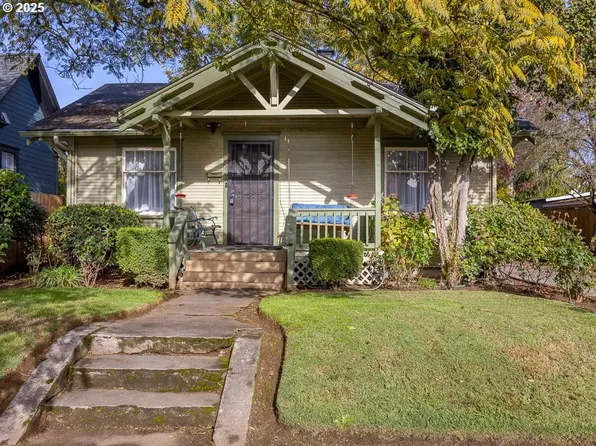 806 W McLoughlin Blvd, Vancouver, WA 98660