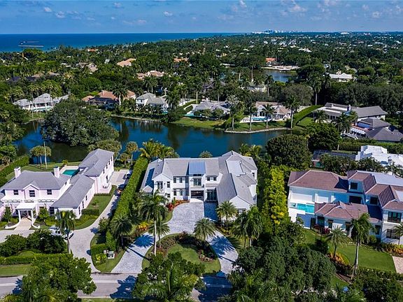 4th image of 325 Kings Town Dr