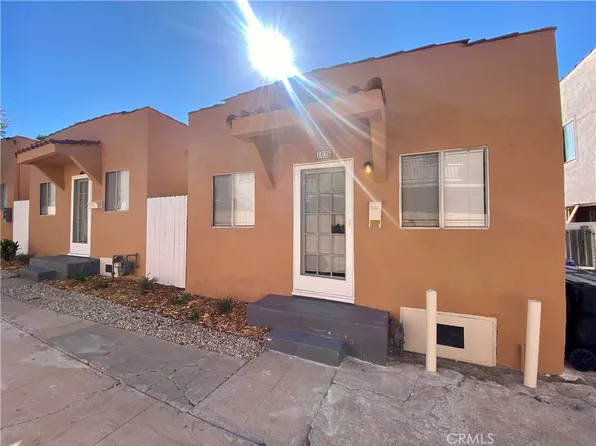 1036 W 15th St, San Pedro, CA 90731