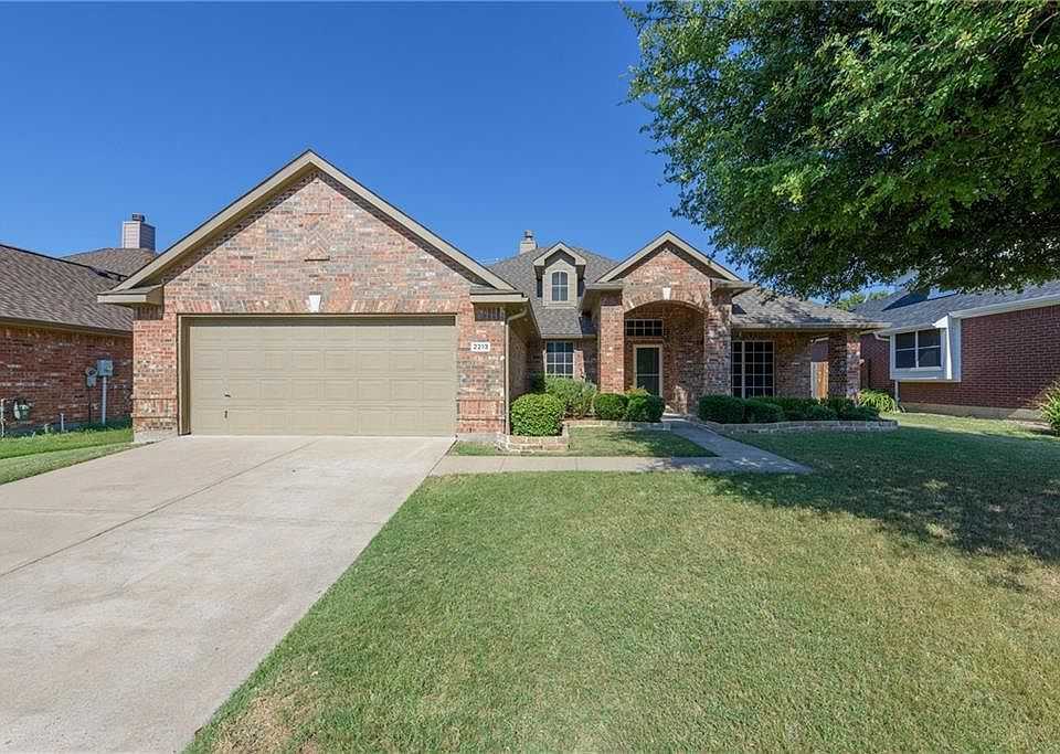 1st image of 2213 White Rock Ln
