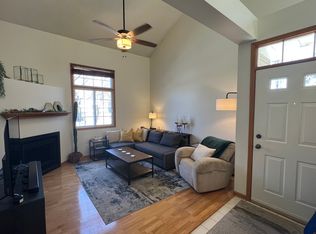 17868 Cobblestone Way, Eden Prairie, MN 55347