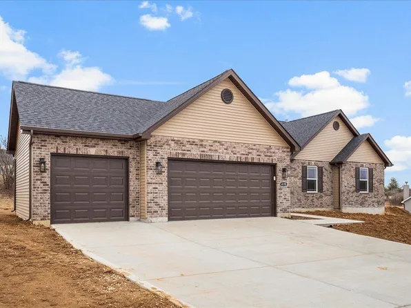 4170 Bielefeld Dr, Florissant, MO 63033