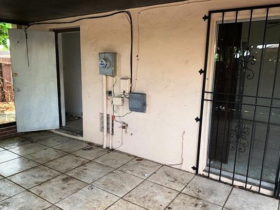 2nd image of 19472 NW 54th Pl
