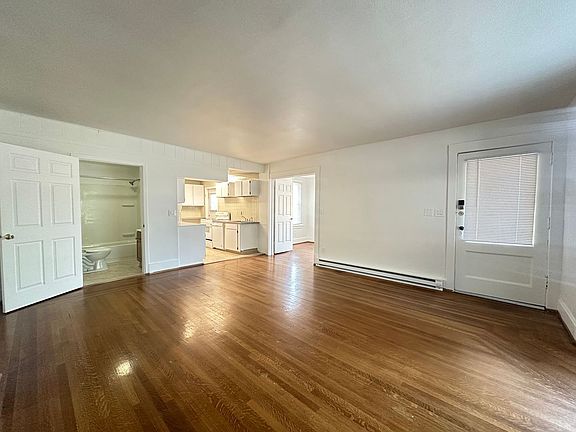 5th image of 1204 W 8th Ave #726