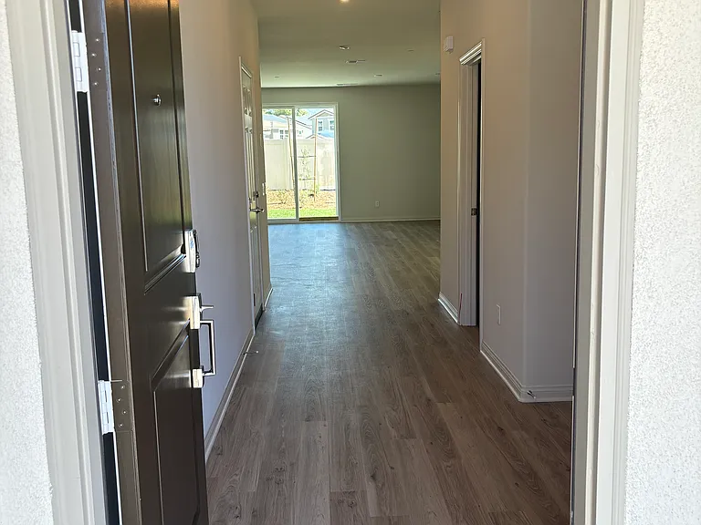 1769 Rose Ln — Photo 12