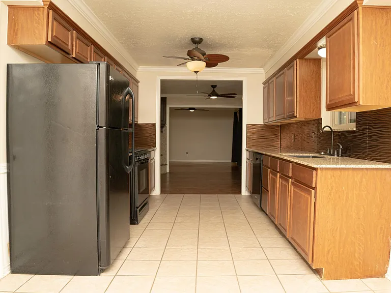 601 Skylark Dr — Photo 14