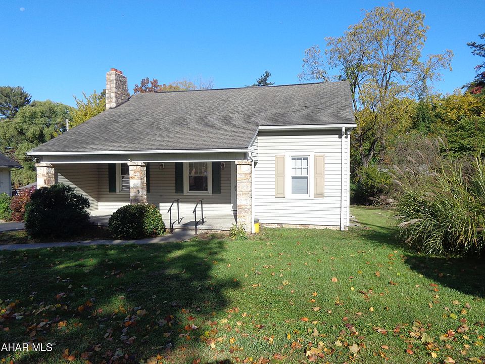 1st image of 223 Fogel St