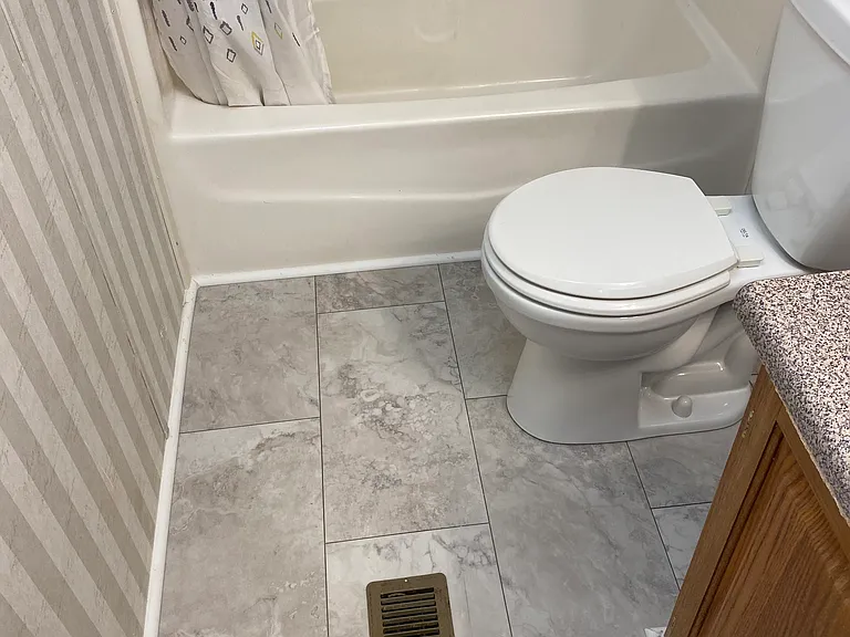 Hall Bath2