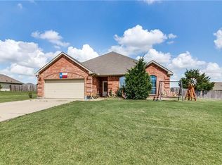 101 Avery Ln, Fate, TX 75189