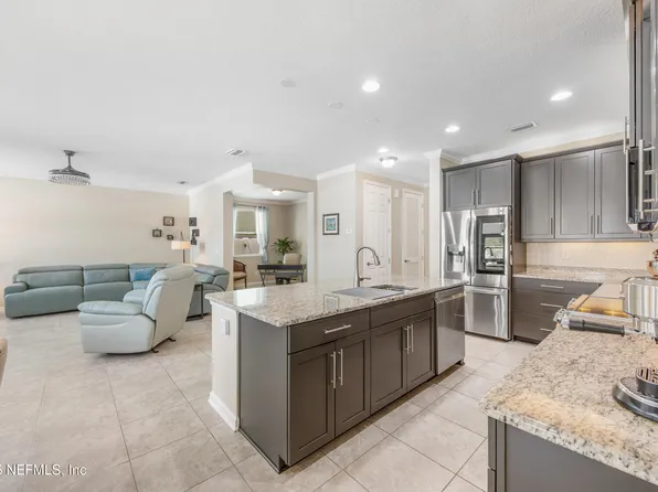 7116 MIRABELLE Drive, Jacksonville, FL 32258
