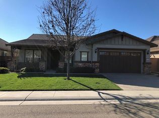 8116 Peak Forest Way, Elk Grove, CA 95757