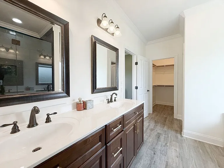 5005 Rainier Dr — Photo 5