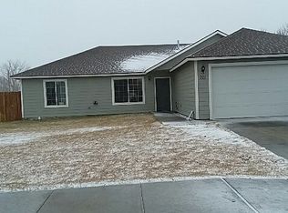 701 Miller Loop, Umatilla, OR 97882