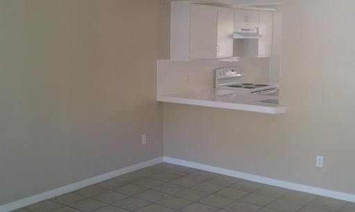 3rd image of 3823 S Maryland Pkwy Unit L9